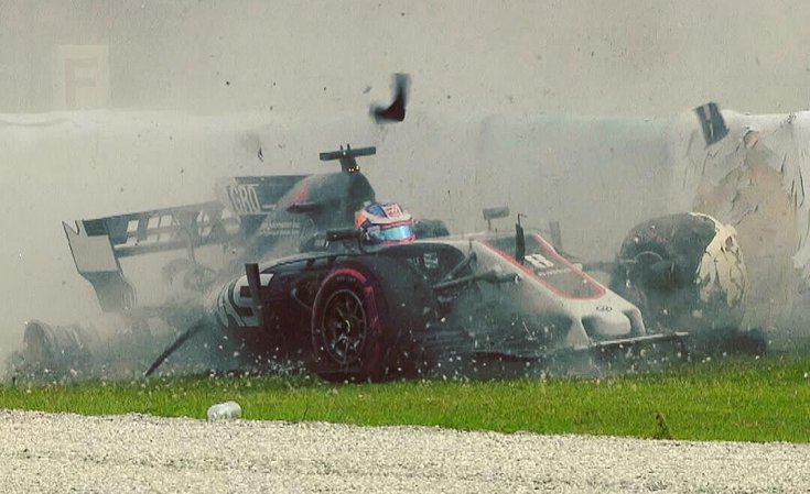 Grosjean a gumifalban a 2017-es Maláj Nagydíj edzésén