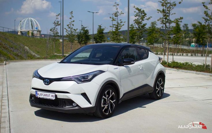 2018-as Toyota CH-R elölről