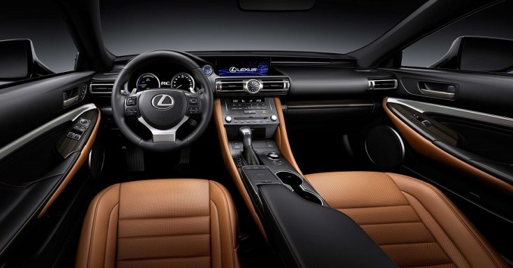 Lexus RR műszerfal, elölnézet