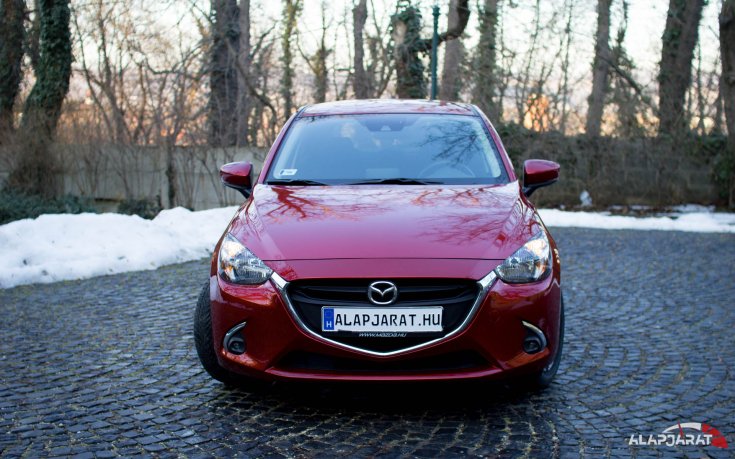 Mazda 2 Alapjárat teszt