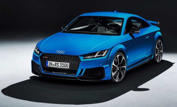 A 2019-es Audi TT elölről fotózva
