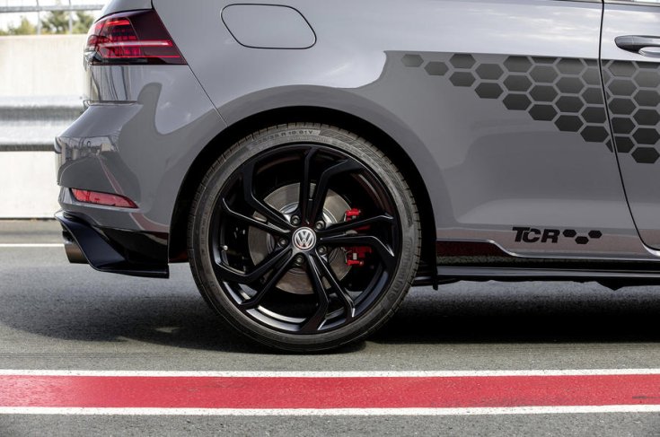 2019-es Volkswagen Golf GTI TCR felnije