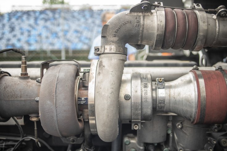 kamion EB turbo