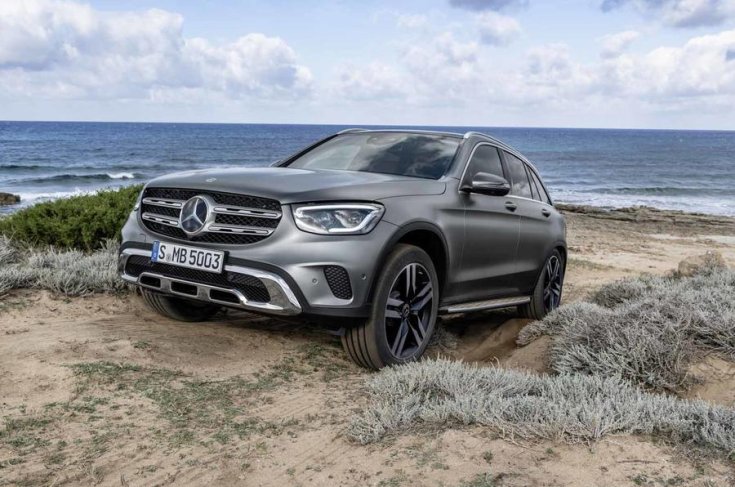 2019-es Mercedes GLC elölről