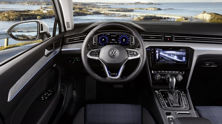 2019 Volkswagen Passan facelift kormánykerék és műszerfal