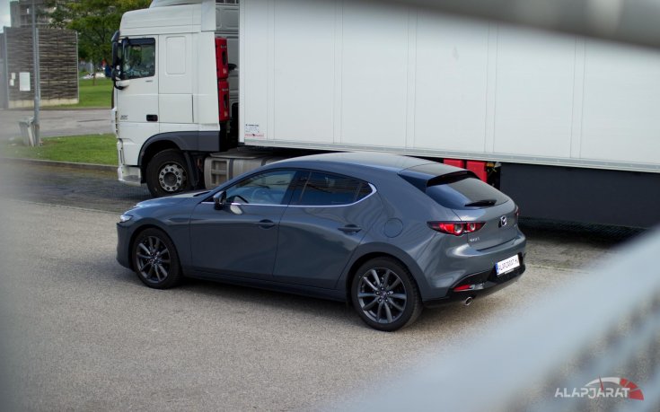 Mazda 3 2019 Teszt - Alapjárat