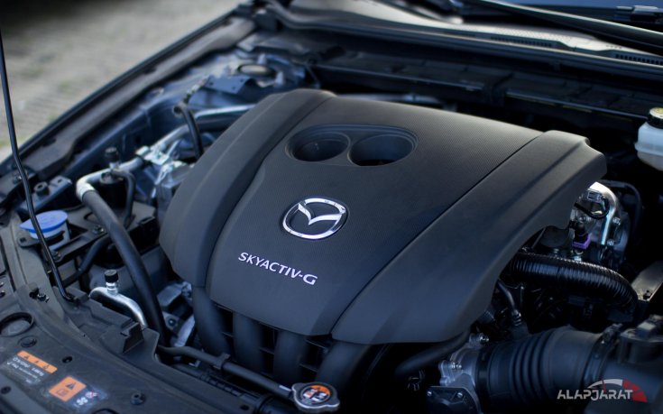 Mazda 3 2019 Teszt - Alapjárat