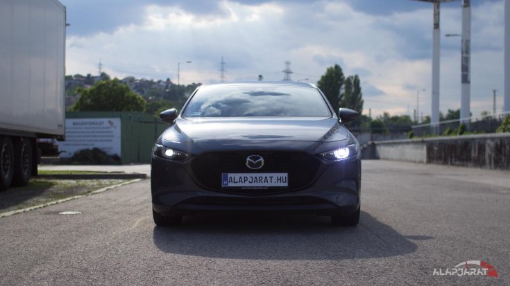 Mazda 3 2019 Teszt - Alapjárat