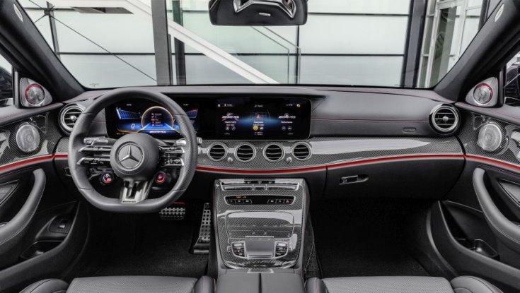 Mercedes E interior