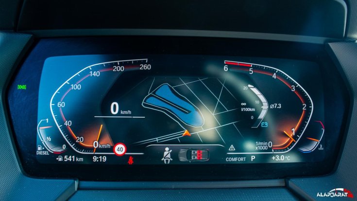 2020-as BMW 120d műszerfal