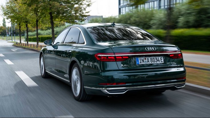 2020 Audi A8 Plug-in Hybrid hátulról