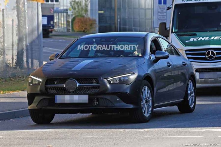 2020-as Mercedes CLA kémfotó elölről