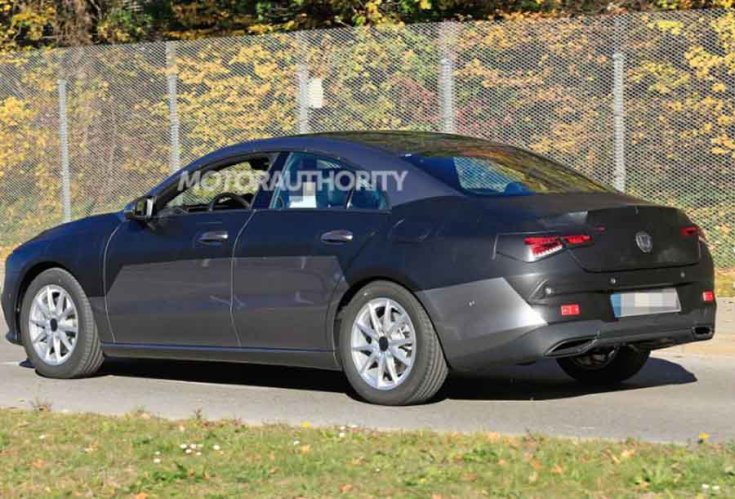 2020-as Mercedes CLA kémfotó hátulról