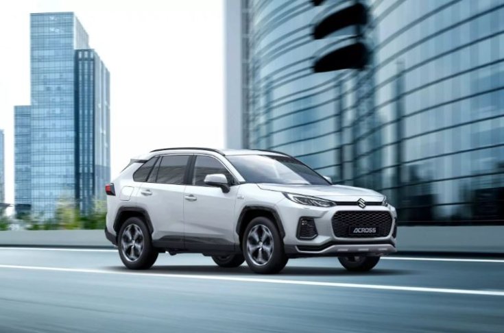 2020-as Suzuki Across elölről