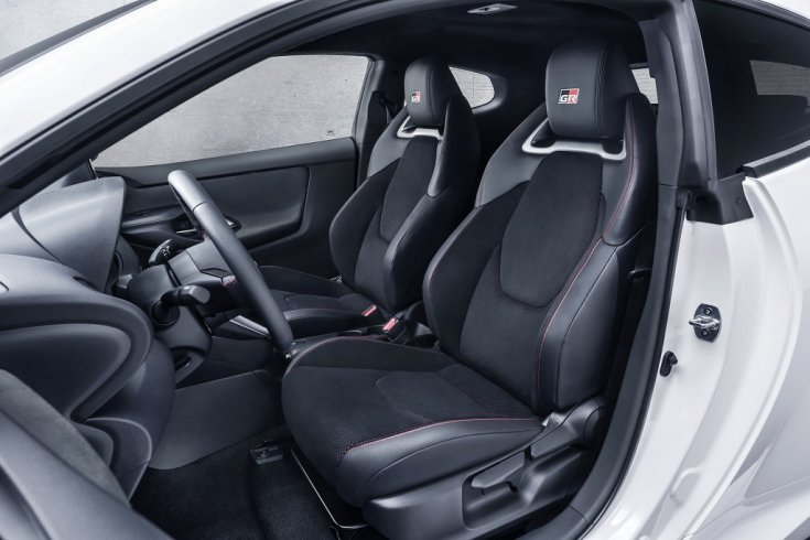 Toyota GR Yaris sportülések