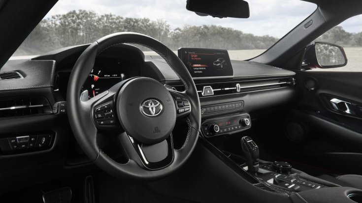 Toyota Supra belső
