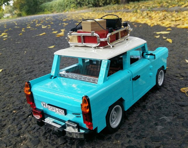 LEGO Trabant hátulról