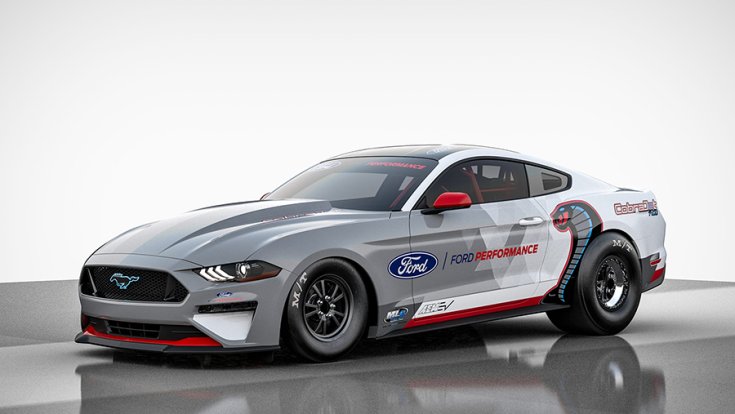 A Ford elektromos dragstere elölről fotózva