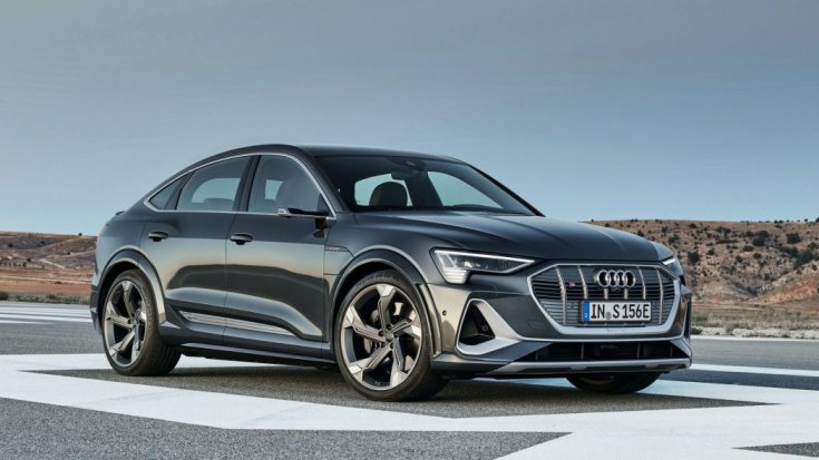 2021-es Audi e-tron Sportback S elölről
