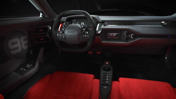 2021-es Ford GT Heritage Edition beltér