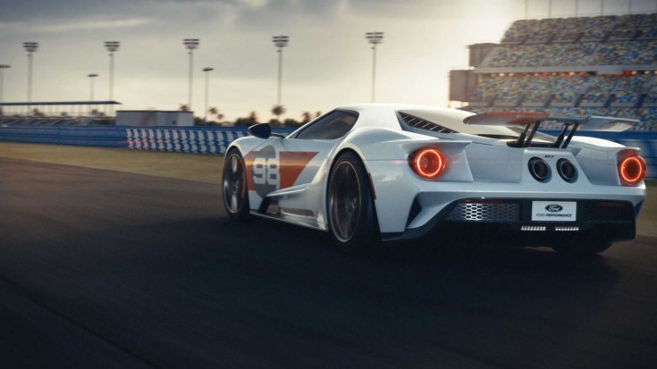 2021-es Ford GT Heritage Edition hátulról