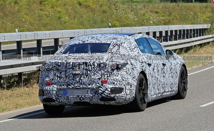 Mercedes-Benz EQS hátulról