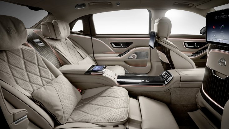 Új 2021-es Mercedes-Maybach S-osztály belső tere és annak különleges ülései