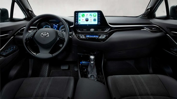 Toyota C-HR GR Sport modell belső tere