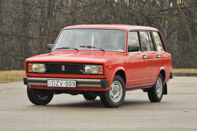 Lada 2104