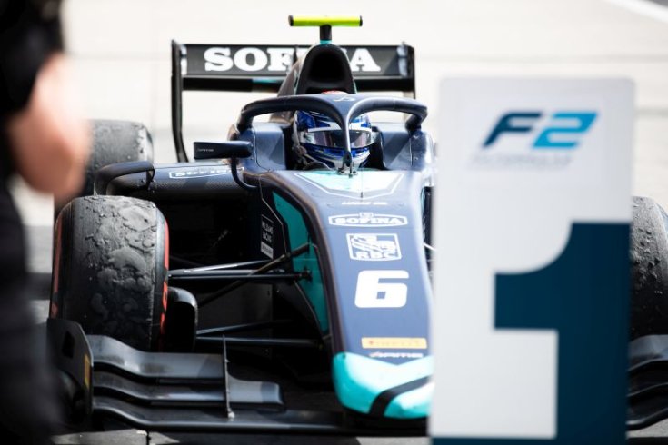 Latifi Feature Race győzelme után