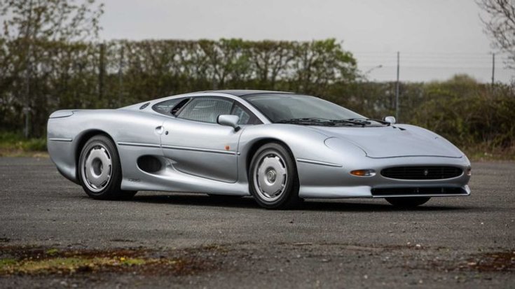 Jaguar XJ220