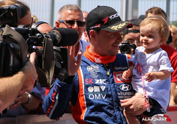 Michelisz Norbert és lánya, Mira