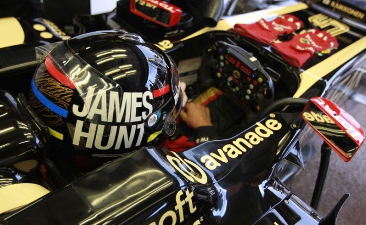 Kimi Räikkönen James Hunt sisakban