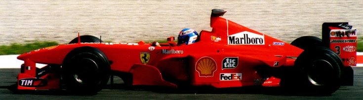 Mika Salo a Ferrari volánja mögött köröz