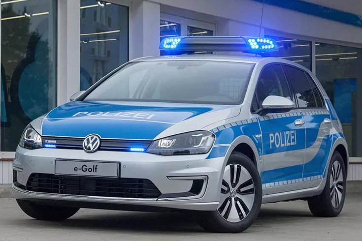 Volkswagen e-Golf rendőrautó