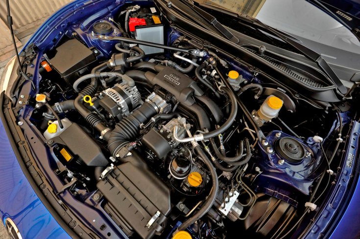 Subaru boxer motor