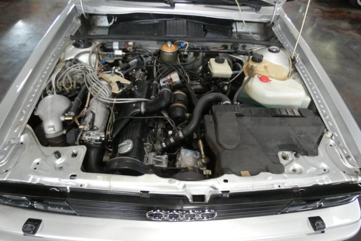 2,1 literes turbós benzinmotor