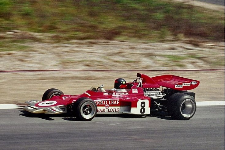 Fittipaldi 1971-ben a Lotus versenyzőjeként