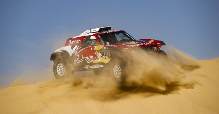 Sainz Minije egy dűnén