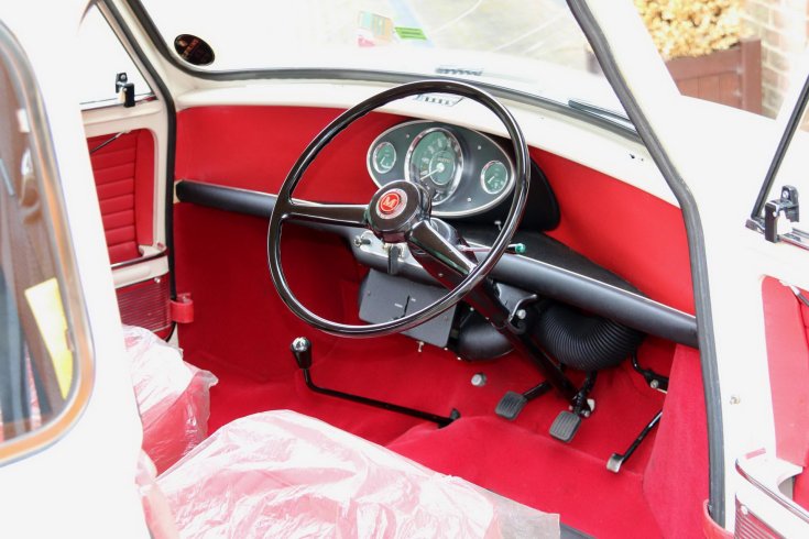 MINI MK1 1968 piros beltér