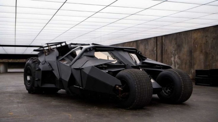 A sötét lovag trilógia és a DC moziuniverzum film Batmobile-ja