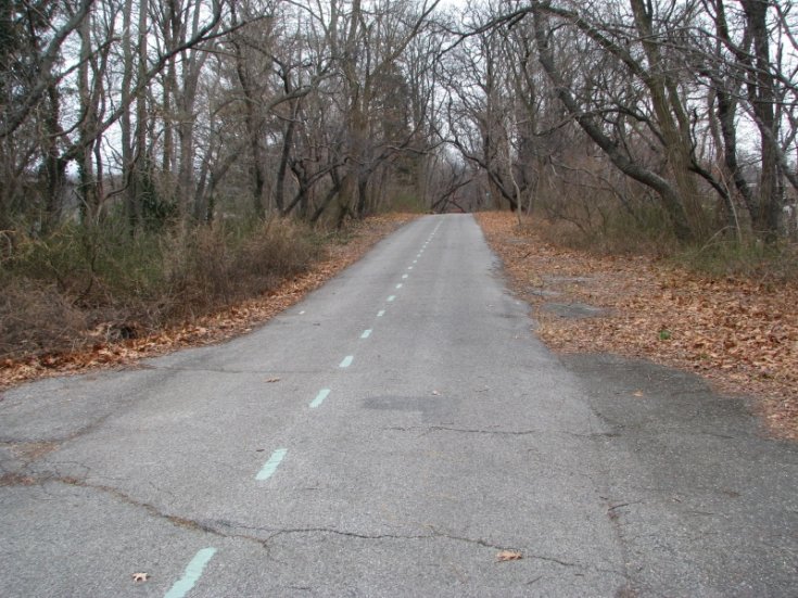 Autópálya előzmény - a Long Island Motor Parkway ma is látható maradéka