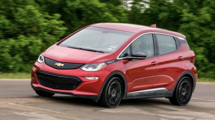 Chevrolet Bolt EV levegőmentes Michelin/GM gumikon