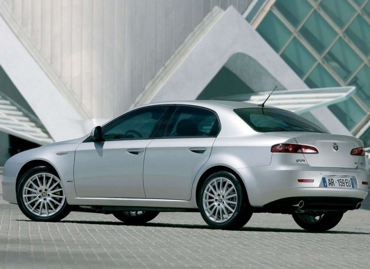 Ezüst színű Alfa Romeo 159 2005