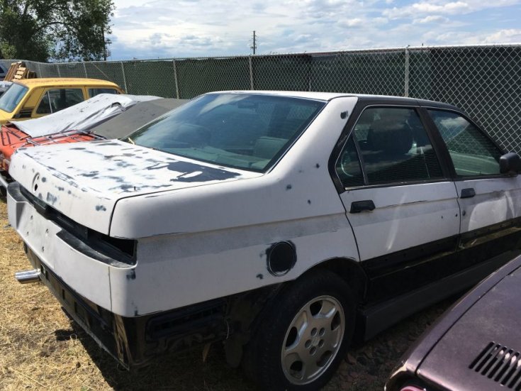 Alfa Romeo 164