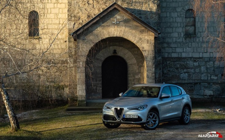 Alfa Romeo Stelvio teszt Alapjárat