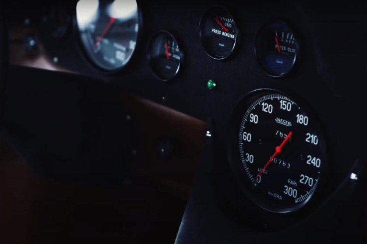 Alfa Romeo Tipo 33 Stradale műszerfal