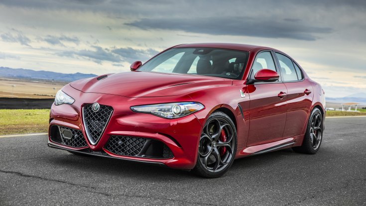 Alfa Romeo Giulia Quadrifoglio elölről