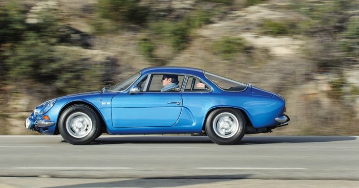Alpine A110, kék, oldalnézet, balról
