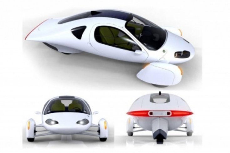 Aptera 2e napelemes elektromos autó elölről
